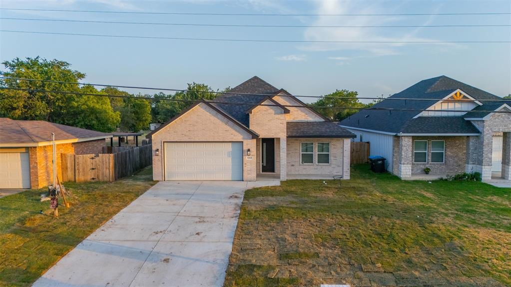 5212 Cox Street Property Photo 1