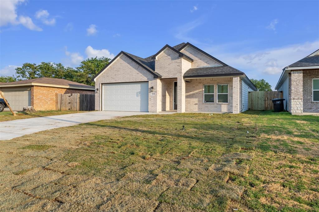 5212 Cox Street Property Photo 2