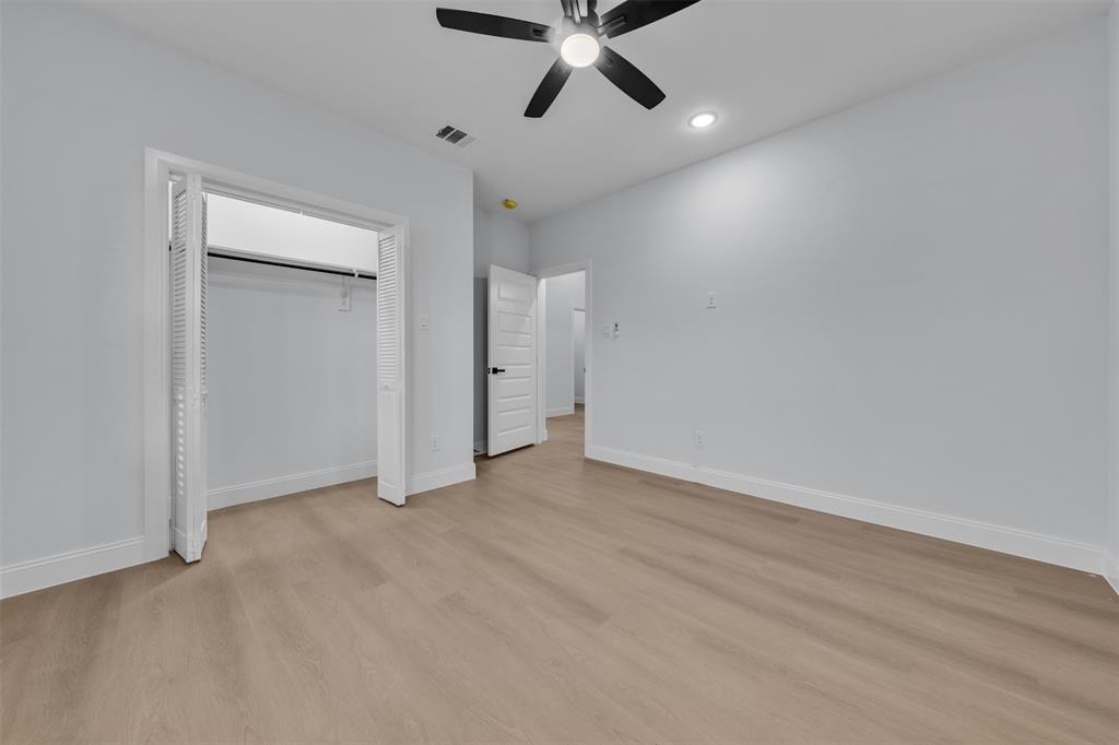 5212 Cox Street Property Photo 4