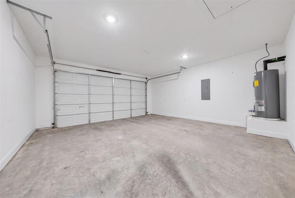 5212 Cox Street Property Photo 9