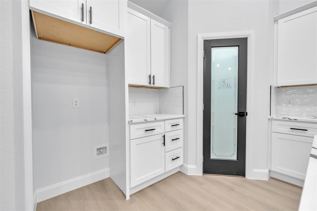 5212 Cox Street Property Photo 12