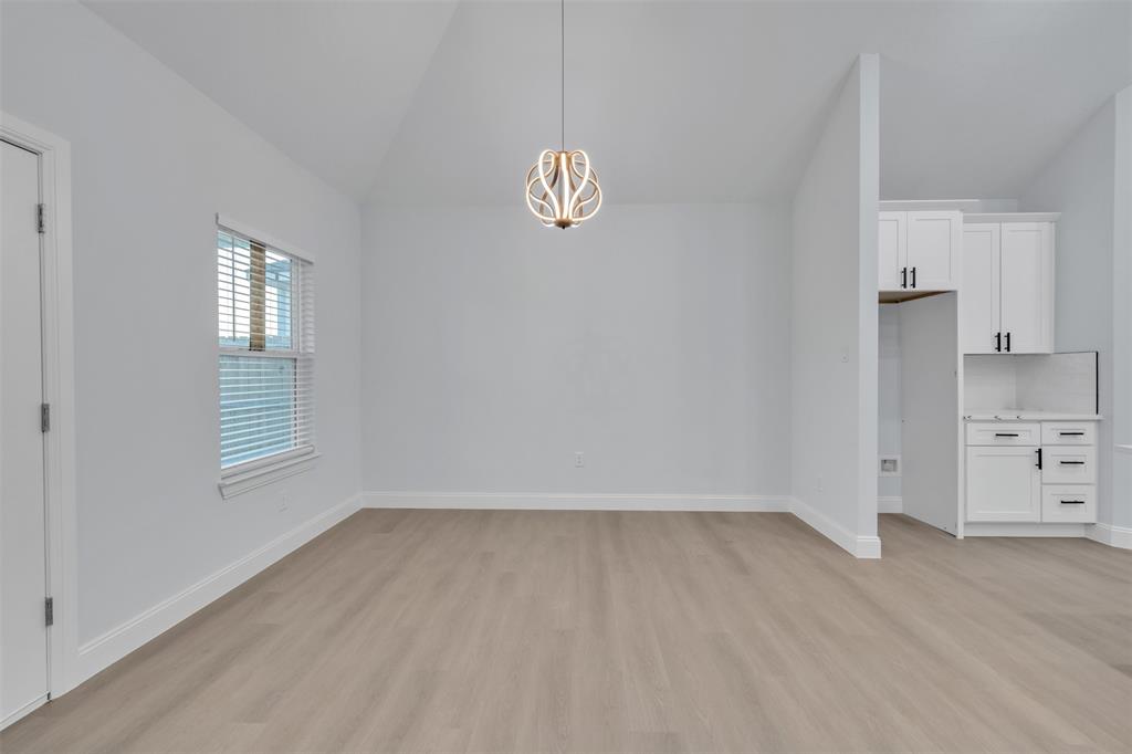 5212 Cox Street Property Photo 16