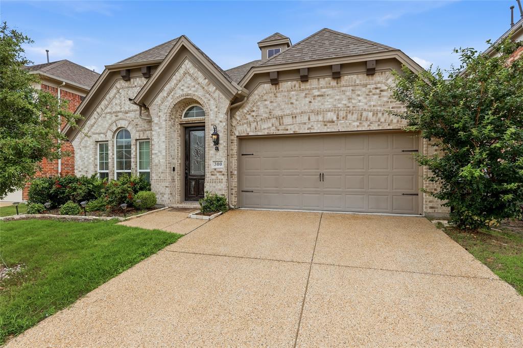 300 Daylily Drive Property Photo 1
