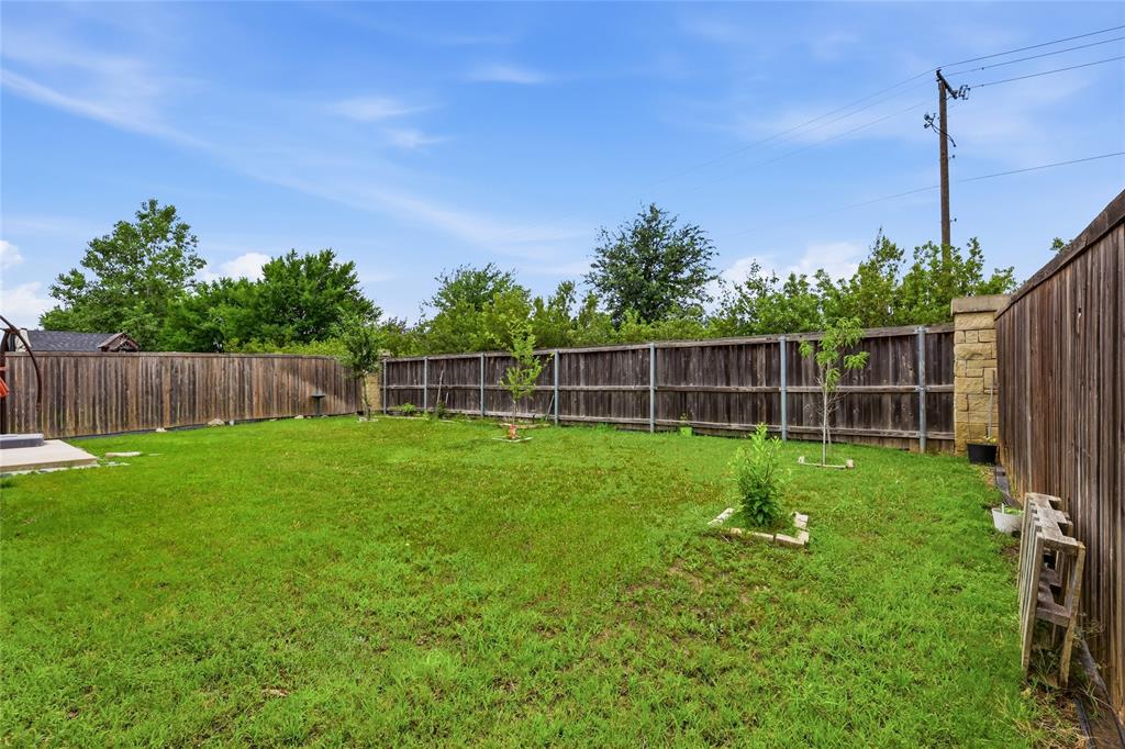 300 Daylily Drive Property Photo 33