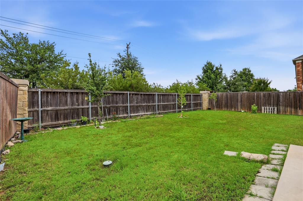 300 Daylily Drive Property Photo 34