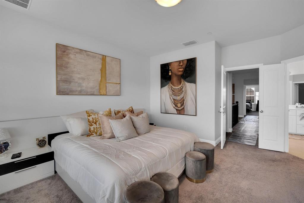 1498 Weston Road Property Photo 12