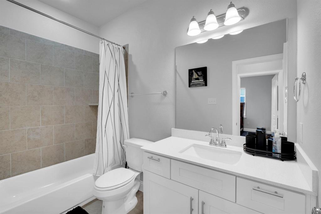 1498 Weston Road Property Photo 20
