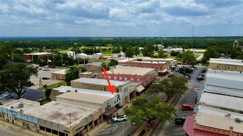 125 N Pecan Street Property Photo 27