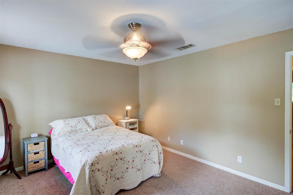 765 Highland Square Drive Property Photo 8