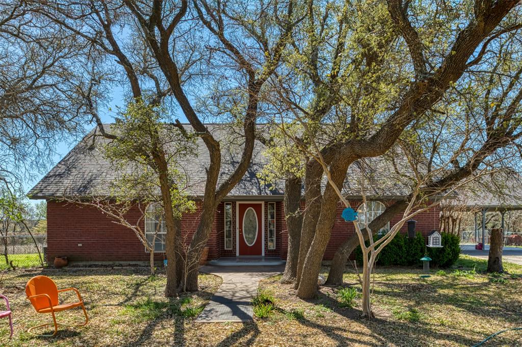 1208 Private Road 1399 Property Photo 6
