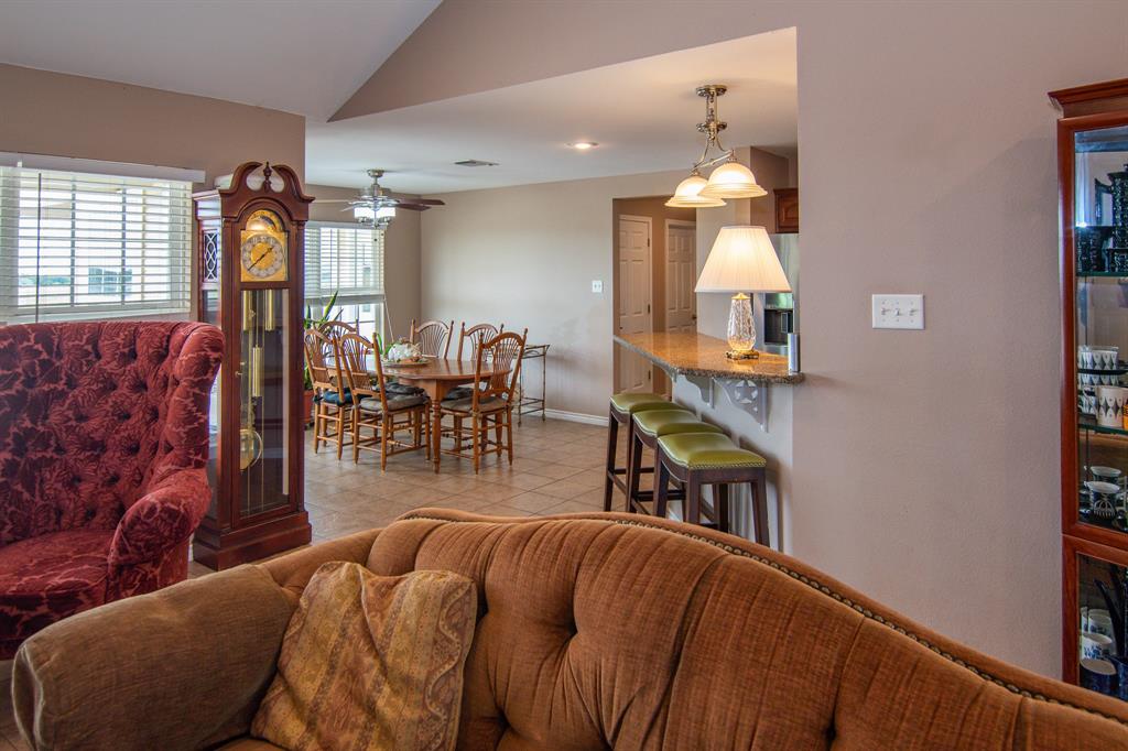 6187 Fm 586 Property Photo 8