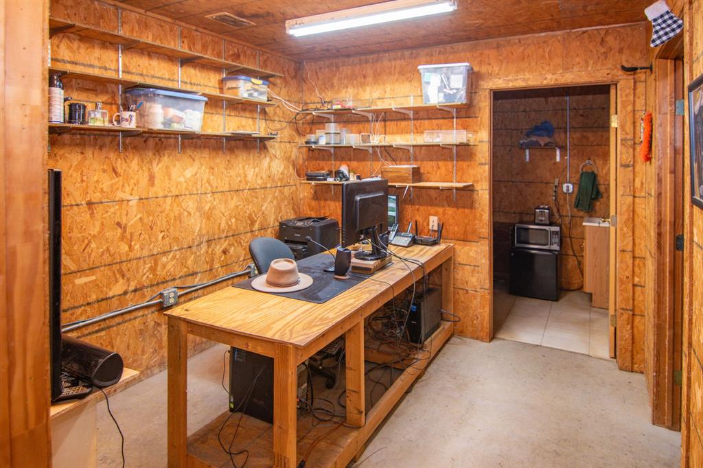 6187 Fm 586 Property Photo 26