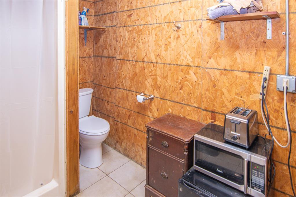 6187 Fm 586 Property Photo 27