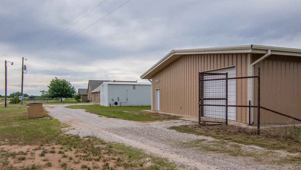 6187 Fm 586 Property Photo 28