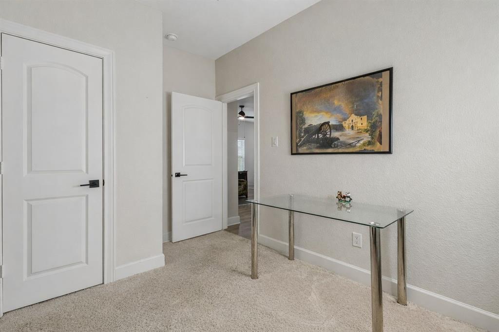 1217 Princeton Heights Property Photo 17