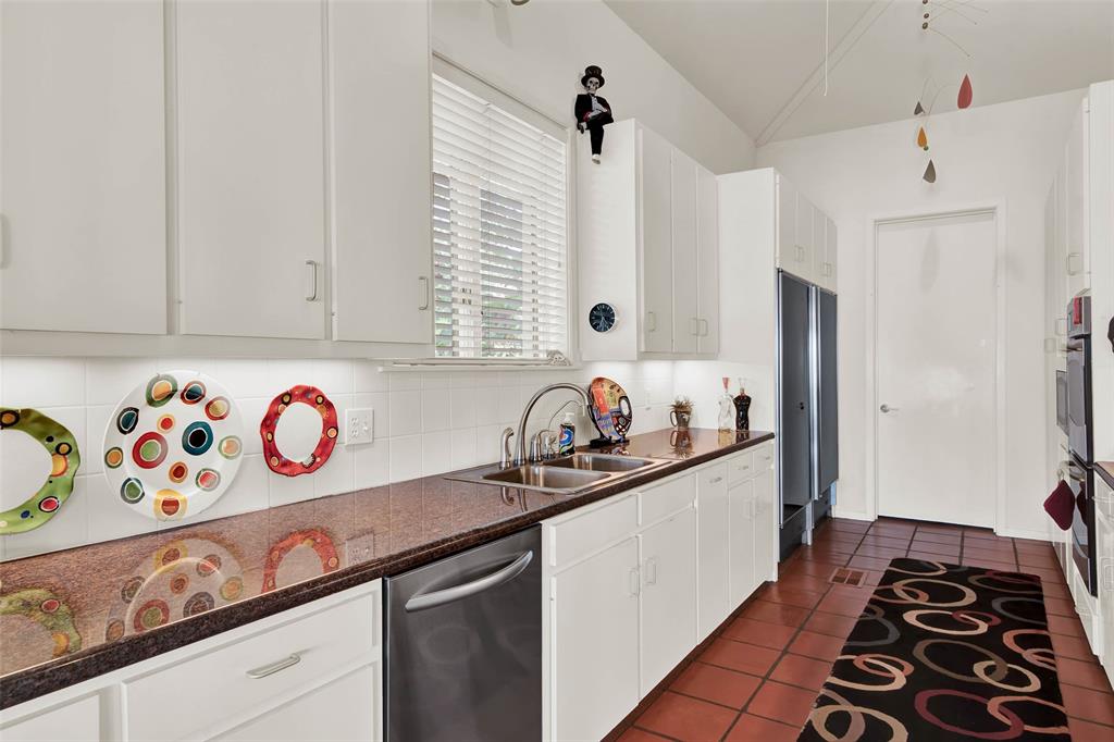 261 Panorama Circle Property Photo 24