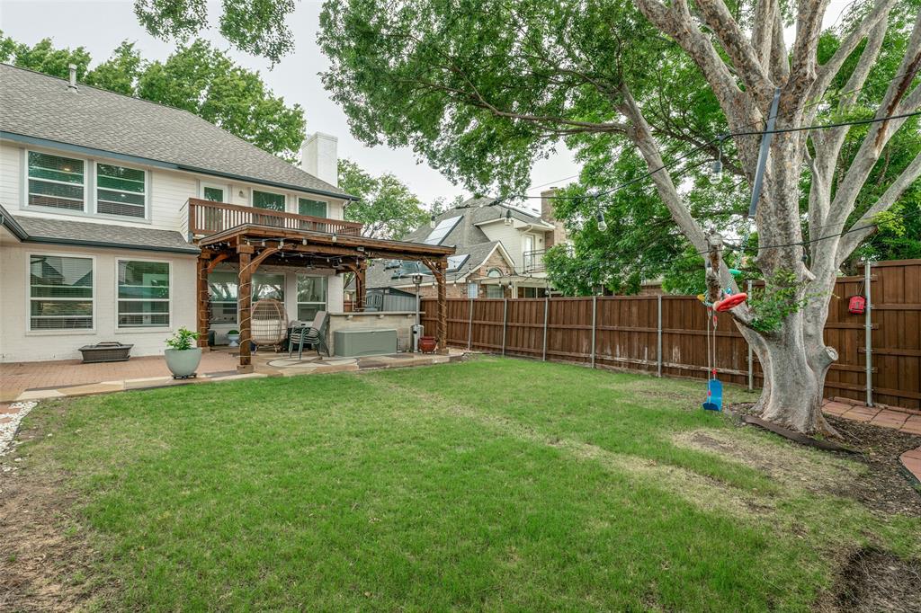 8608 Clear Sky Drive Property Photo 2