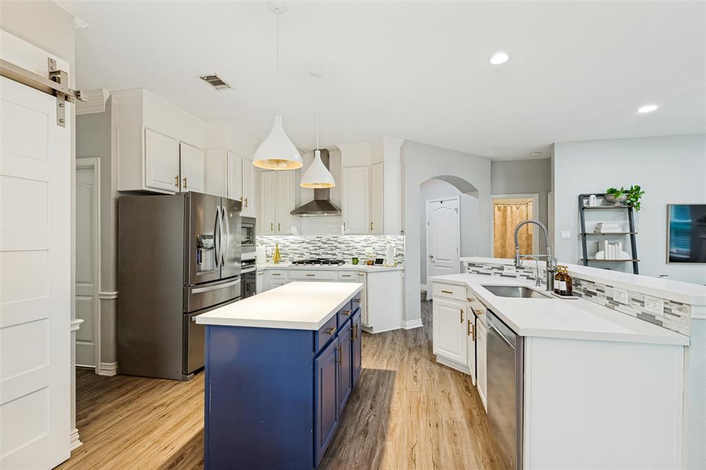 8608 Clear Sky Drive Property Photo 10