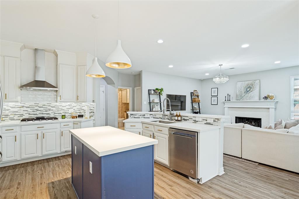 8608 Clear Sky Drive Property Photo 11
