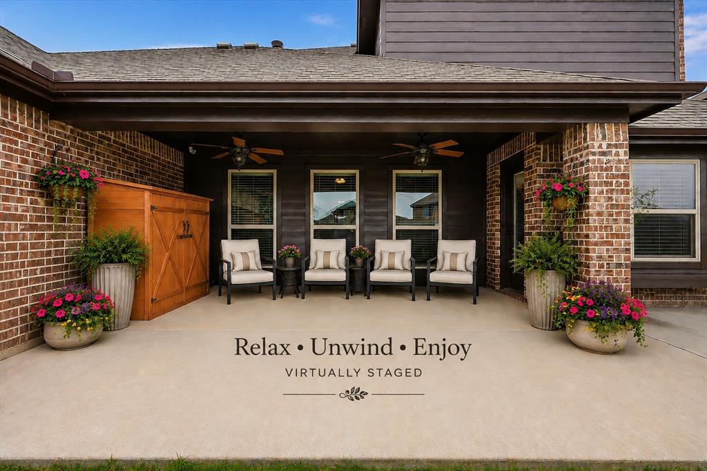 1105 Safrano Street Property Photo 1