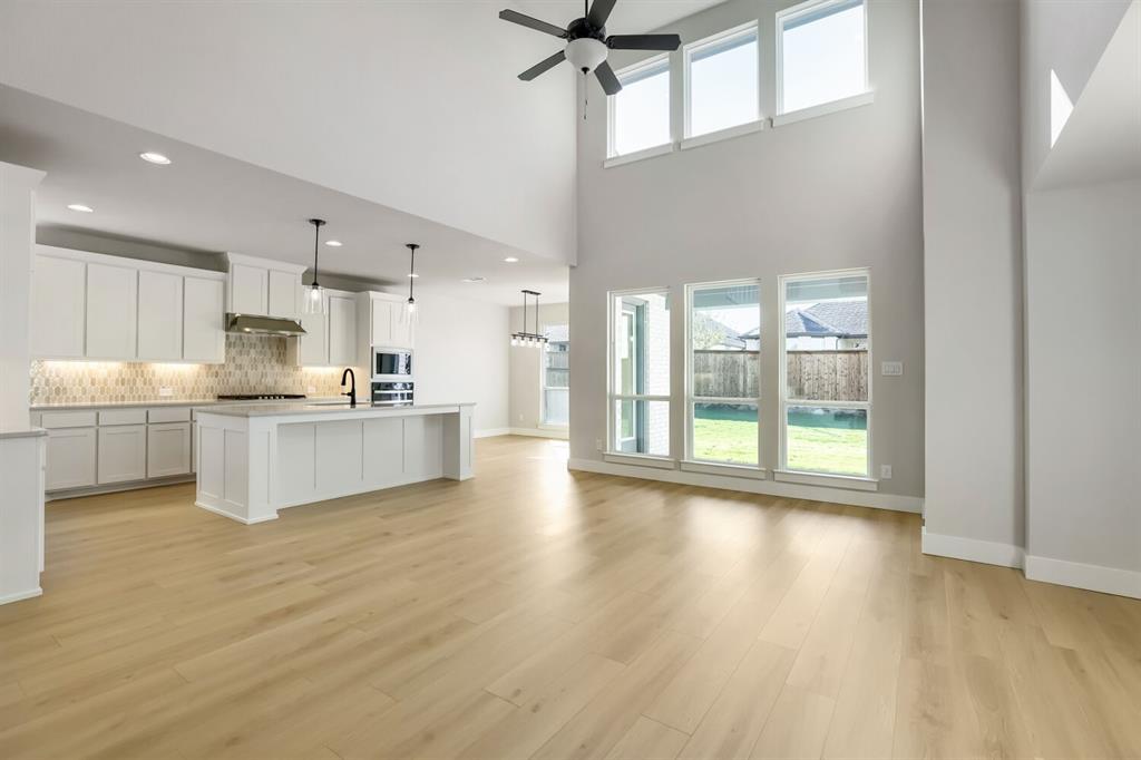 2613 Grinnel Drive Property Photo 3