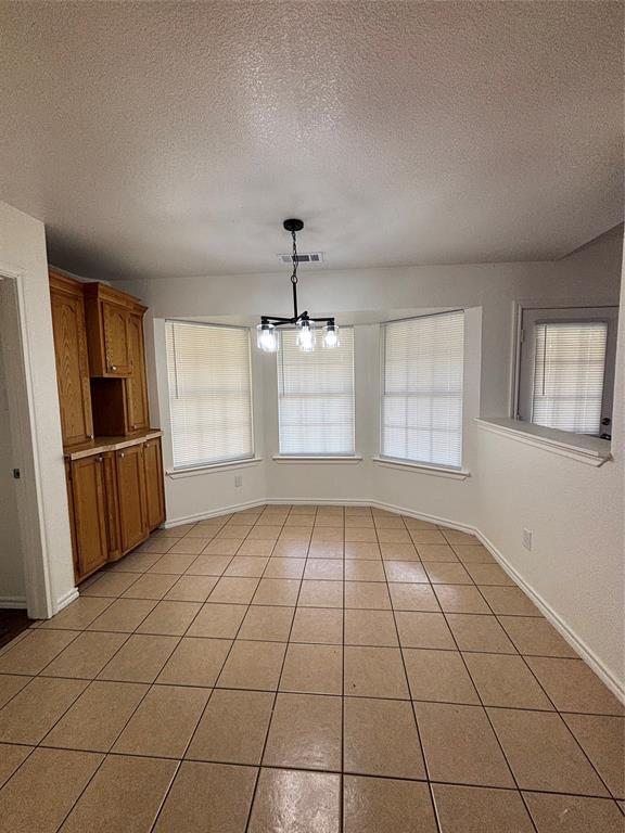 2615 Ennis Avenue Property Photo 4