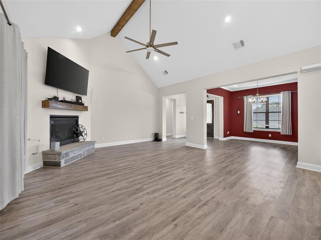 18107 Forrest Drive Property Photo 7