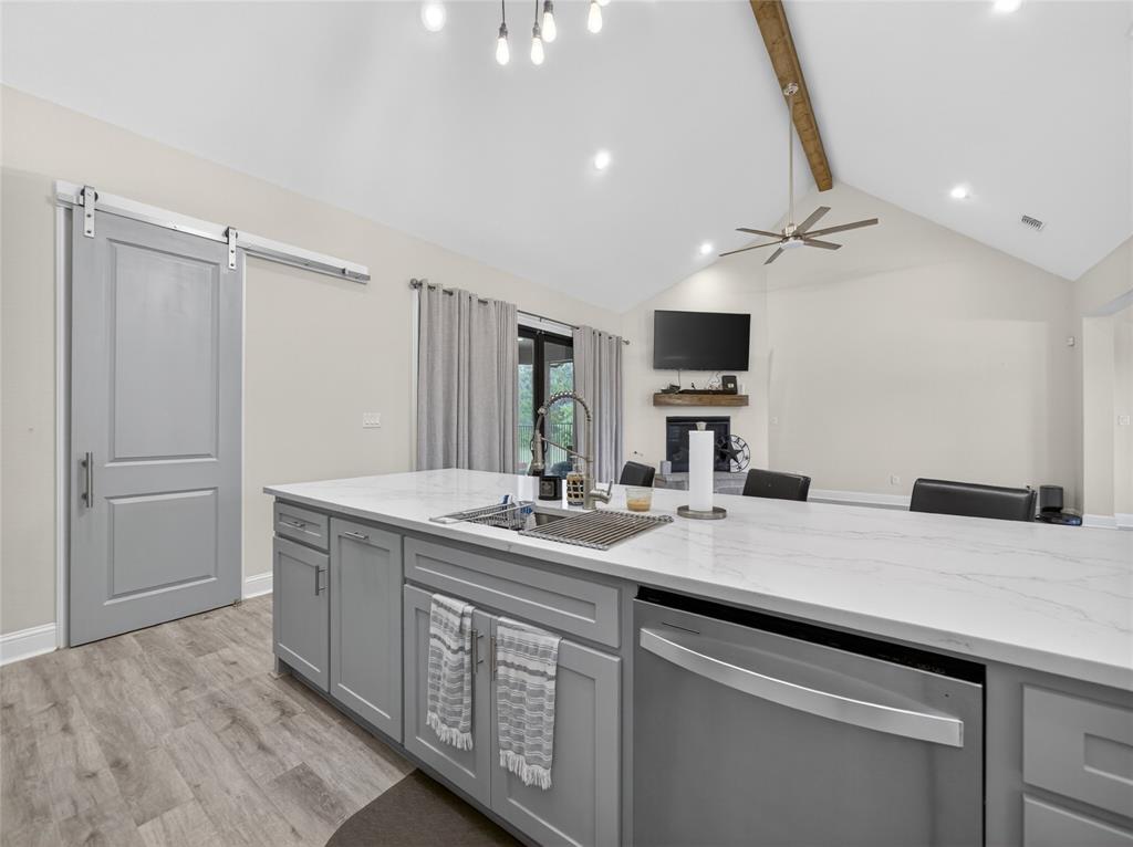 18107 Forrest Drive Property Photo 13