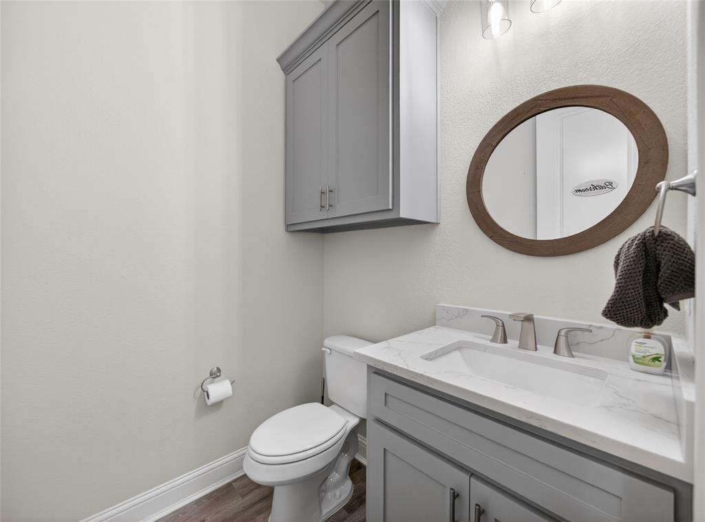 18107 Forrest Drive Property Photo 27