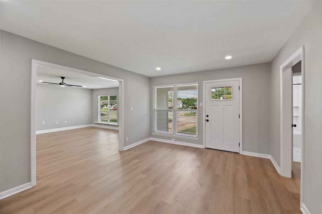 500 Dover Drive Property Photo 4