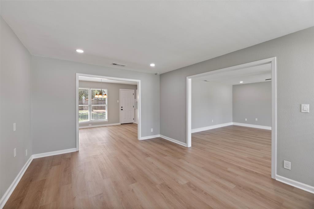 500 Dover Drive Property Photo 5