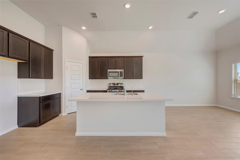 3308 Kingdom Drive Property Photo 12
