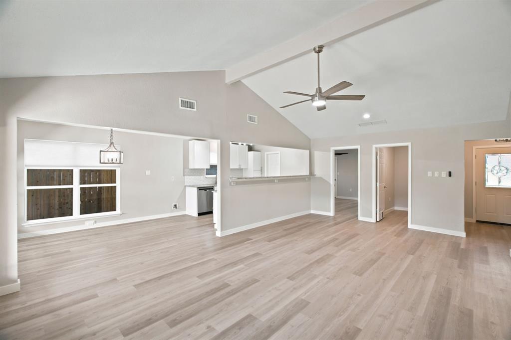1615 Roundrock Trail Property Photo 5