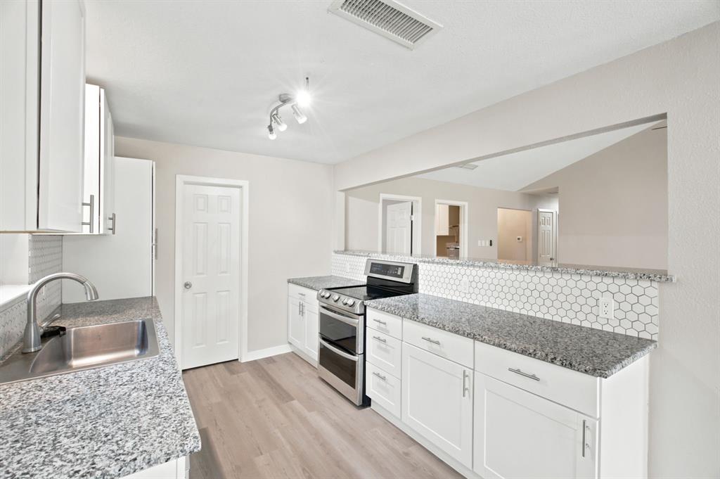 1615 Roundrock Trail Property Photo 8