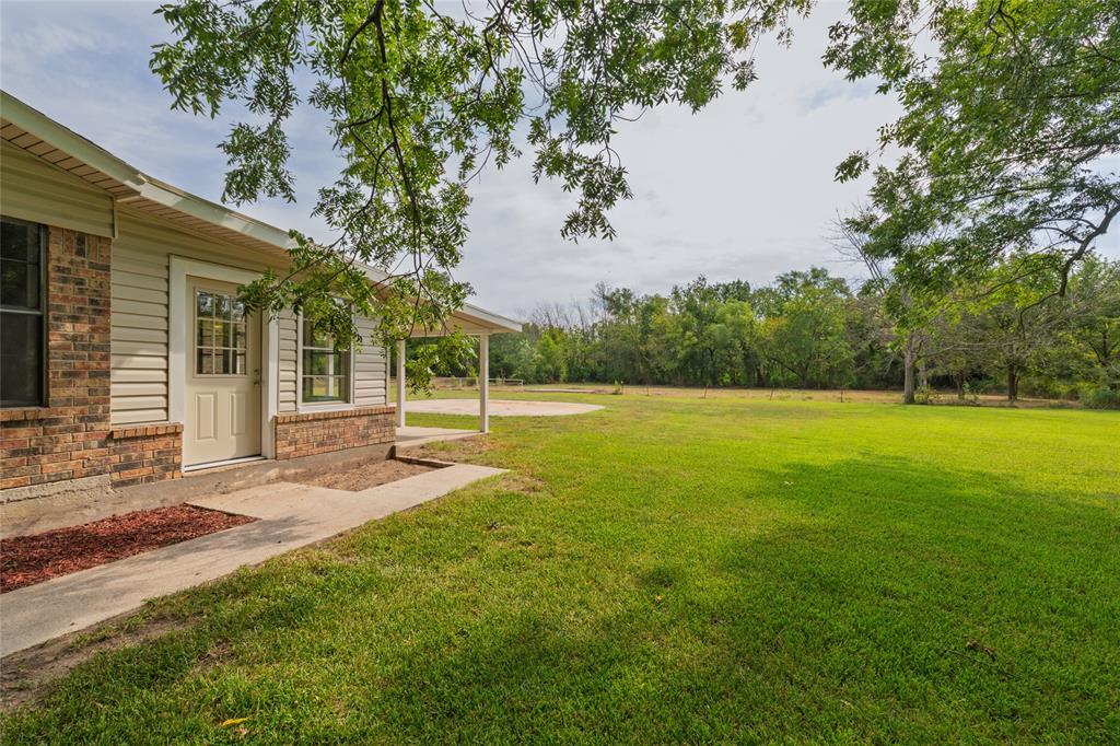 2566 County Road 147 Property Photo 33