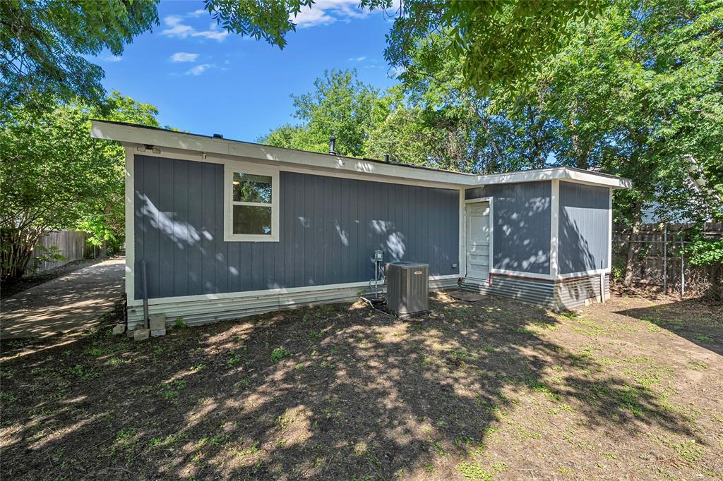 2816 S 3rd Street Property Photo 12