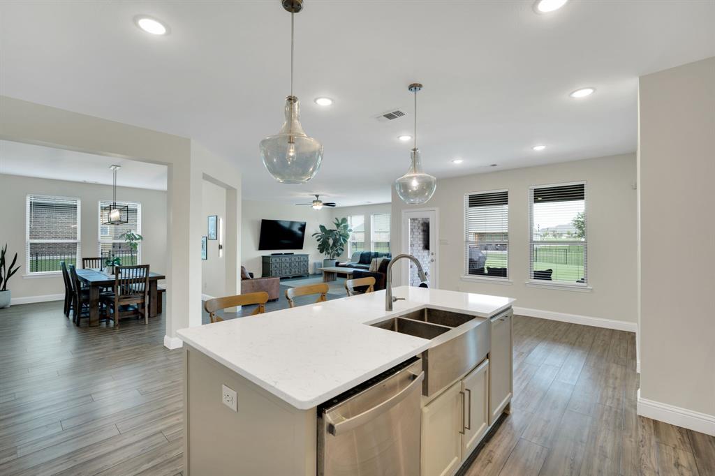 1601 Bearpath Way Property Photo 4