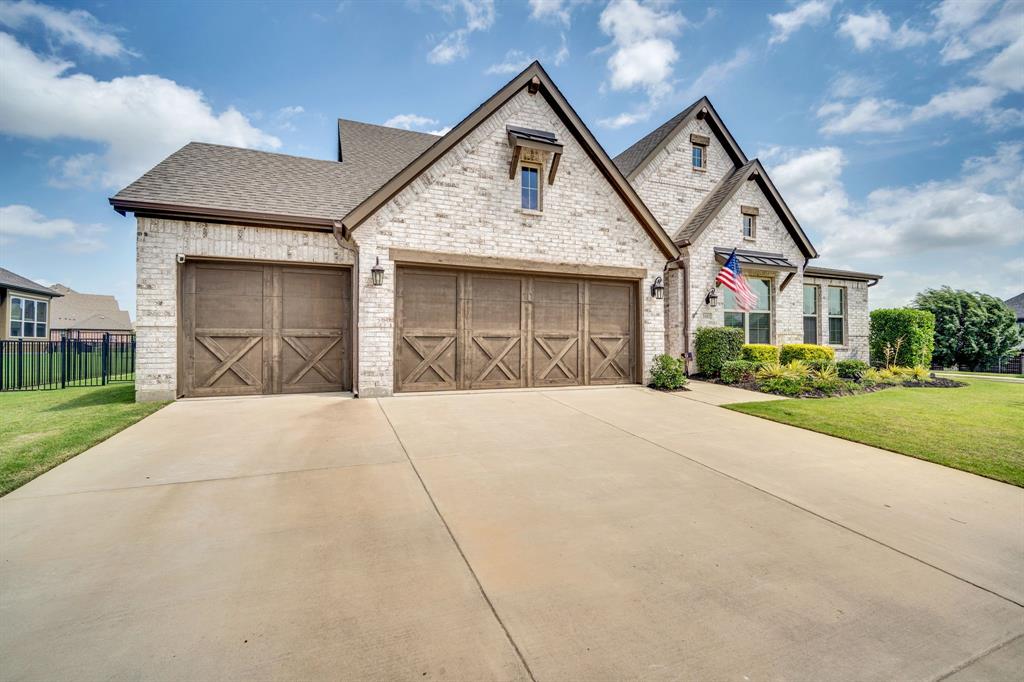 1601 Bearpath Way Property Photo 9