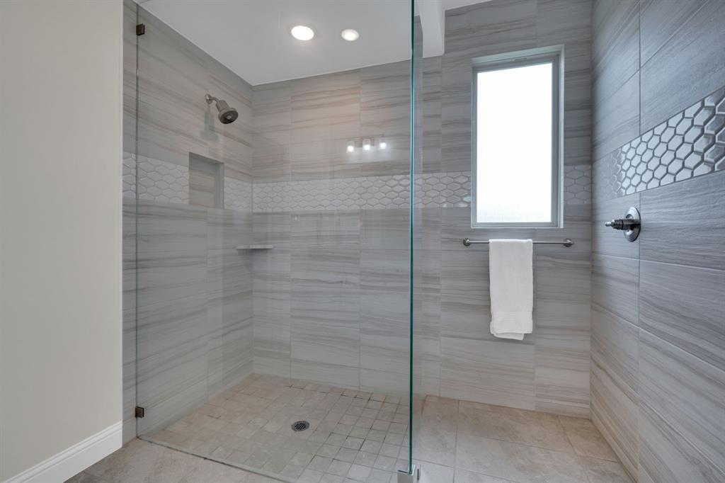 1601 Bearpath Way Property Photo 21