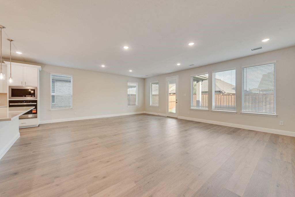 209 Hatherley Street Property Photo 12