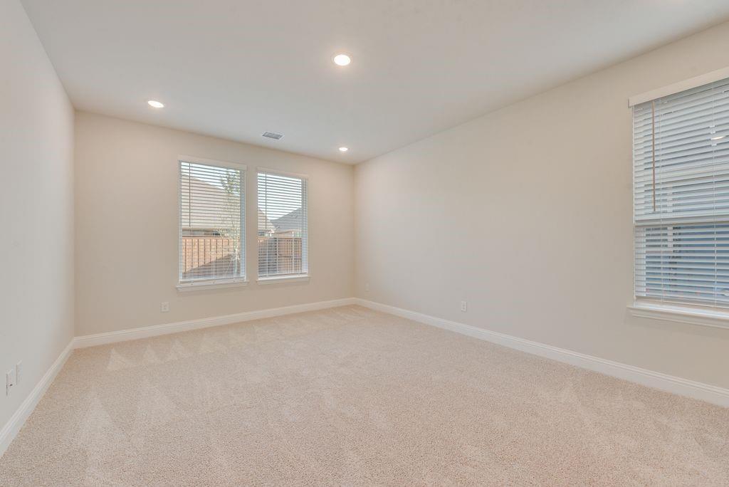 209 Hatherley Street Property Photo 20