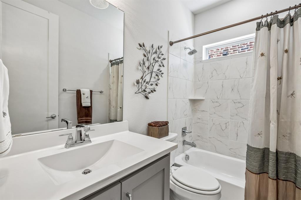8813 Brunswick Lane Property Photo 24