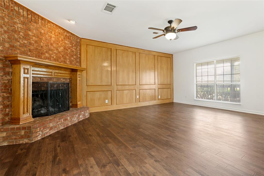 304 Elizabeth Trail Property Photo 5