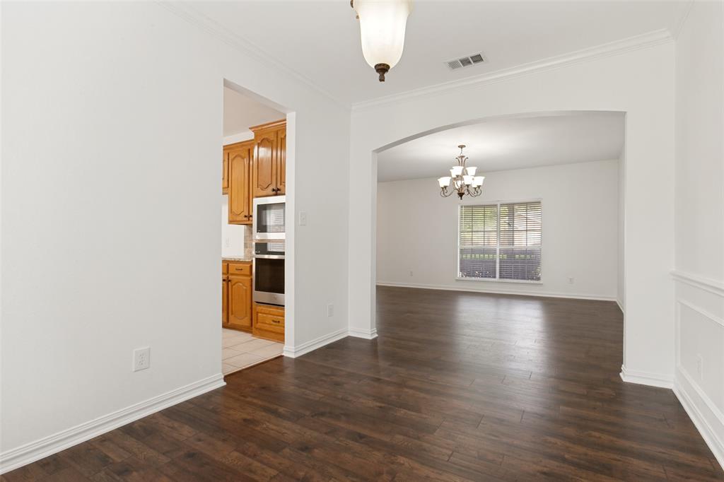 304 Elizabeth Trail Property Photo 12