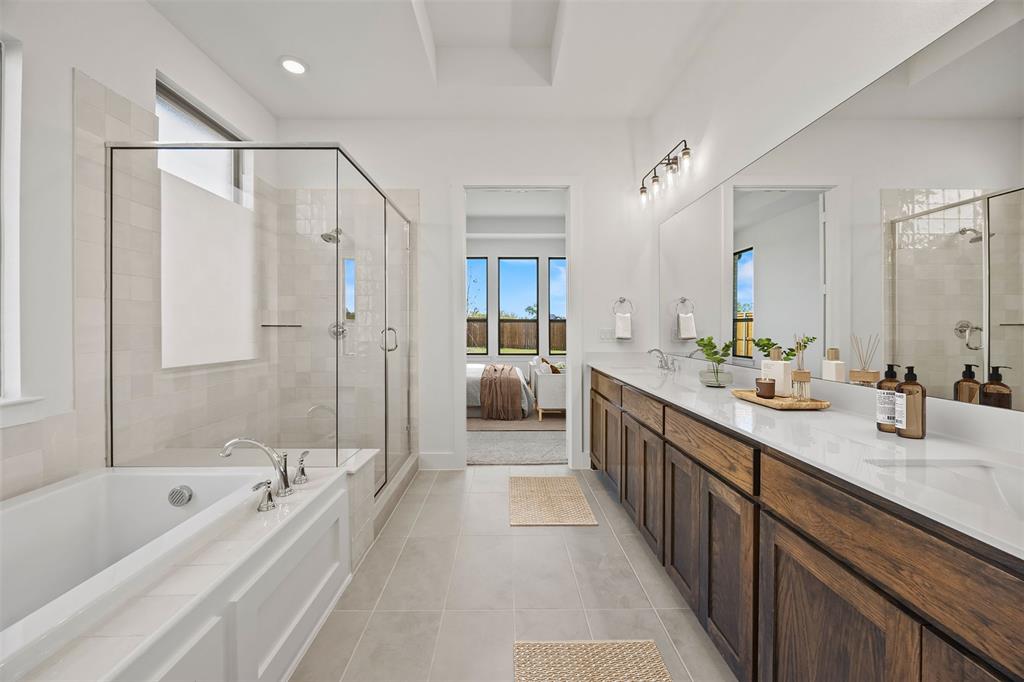 10021 Cresent Drive Property Photo 15