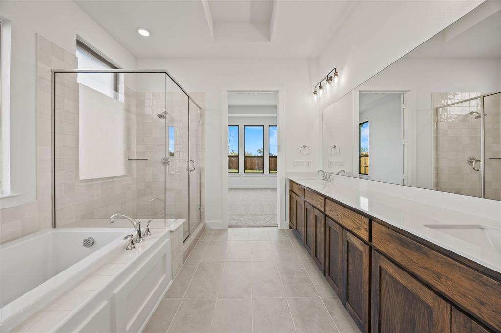 10021 Cresent Drive Property Photo 16