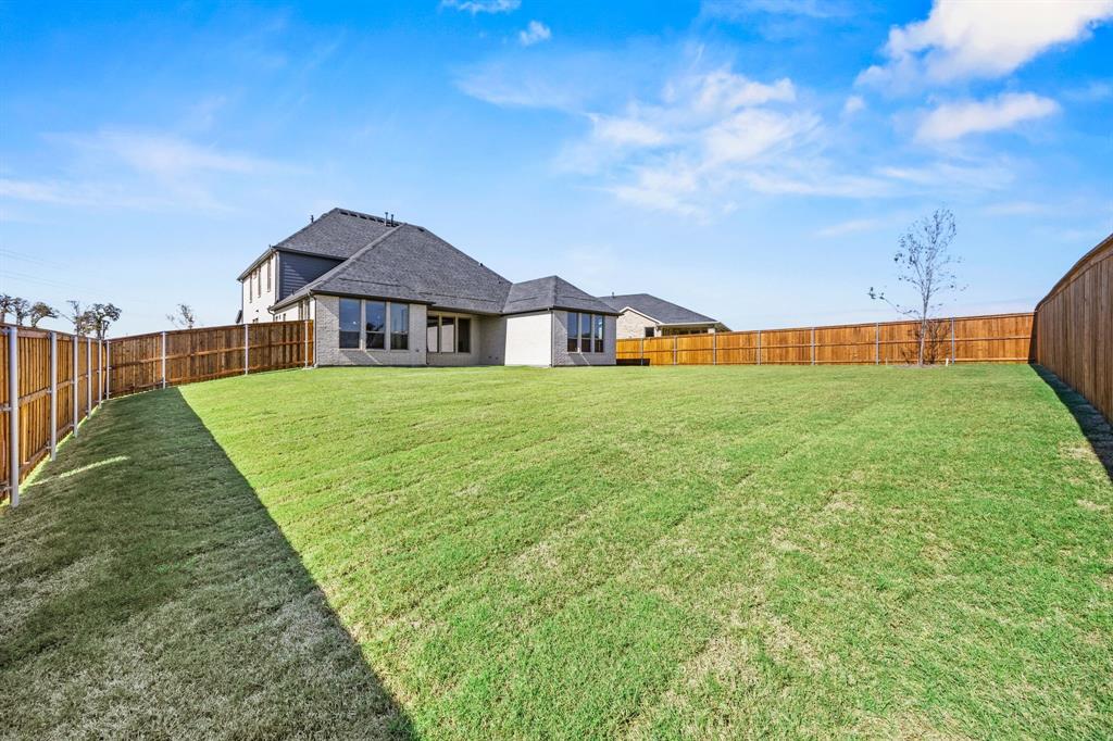 10021 Cresent Drive Property Photo 19