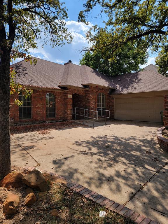 4904 Saddleback Road Property Photo 1