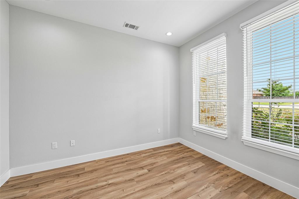 681 Davenport Drive Property Photo 12