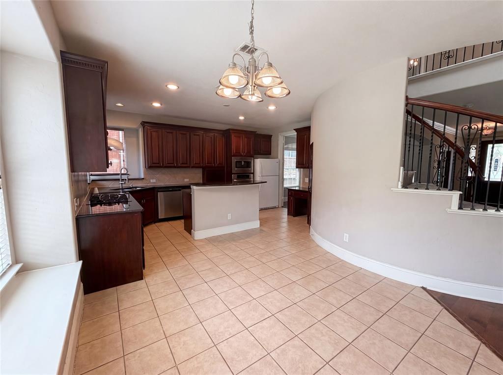10330 Sandbar Drive Property Photo 6